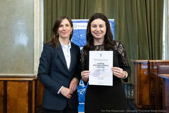 Klaman, nauczyciele, ponadpodstawowe, szkoły, nagroda Prezydenta, wręczenie, zdjęcia