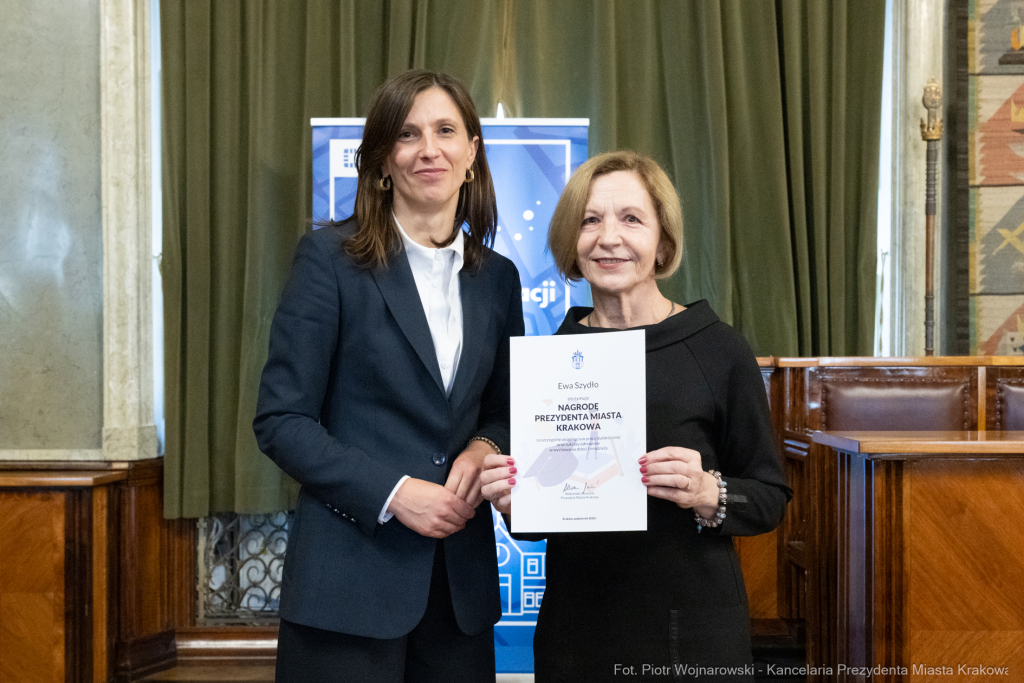 Klaman, nauczyciele, ponadpodstawowe, szkoły, nagroda Prezydenta, wręczenie, zdjęcia  Autor: P. Wojnarowski