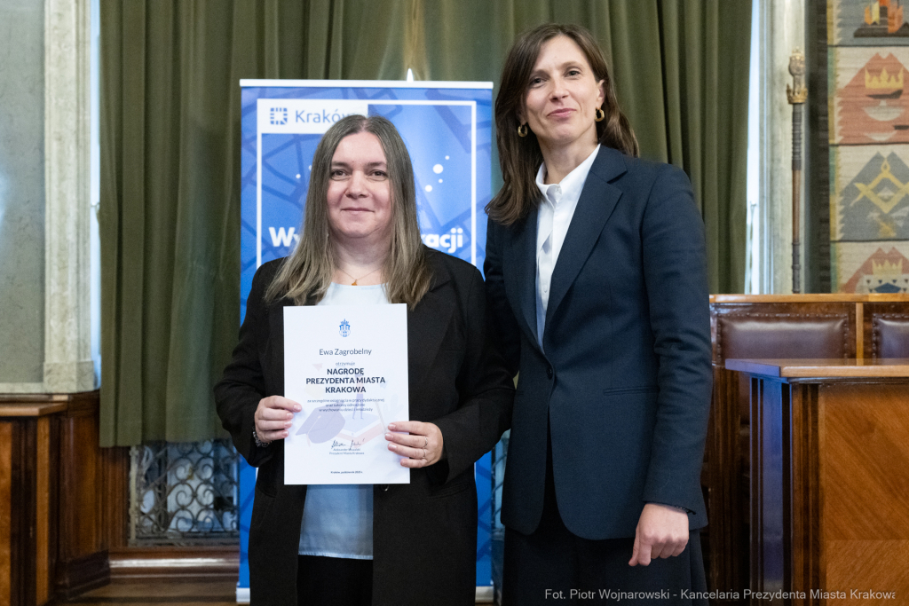 Klaman, nauczyciele, ponadpodstawowe, szkoły, nagroda Prezydenta, wręczenie, zdjęcia  Autor: P. Wojnarowski