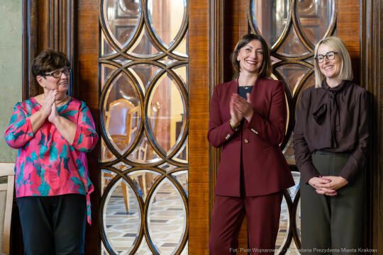 Klaman, nauczyciele, ponadpodstawowe, szkoły, nagroda Prezydenta, wręczenie, zdjęcia