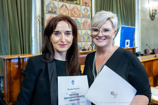 Klaman, nauczyciele, ponadpodstawowe, szkoły, nagroda Prezydenta, wręczenie, zdjęcia