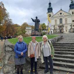 6wnKxHC0.jpg-Tytuł: Wycieczka „Pociągiem Papieskim” – śladami Jana Pawła II.