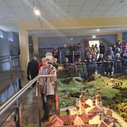 cTlrreXS.jpg-Tytuł: Wycieczka „Pociągiem Papieskim” – śladami Jana Pawła II.