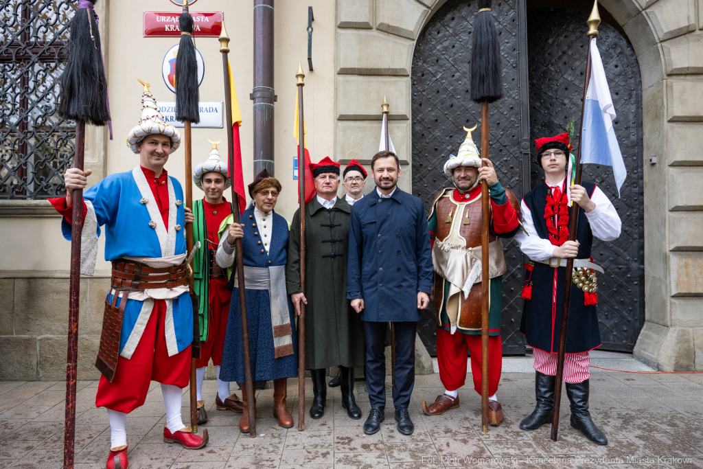 Miszalski, Chamielec, Gmer, Młodzieżowa Rada Krakowa, tablica, odsłonięcie, zdjęcia  Autor: P. Wojnarowski