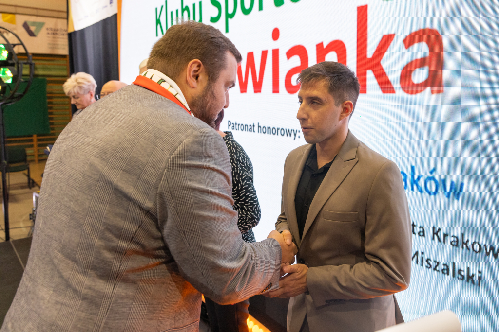 BSK_1181.jpg-Bronowianka, Sęk  Autor: B. Świerzowski