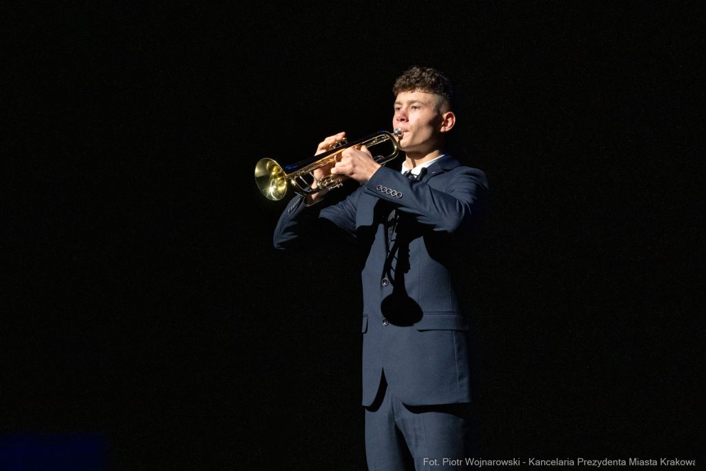 Zespół Szkół Technicznych PBP Chemobudowa , jublileusz, 65 lat, Klaman, Teatr Ludowy, zdjęcia  Autor: P. Wojnarowski