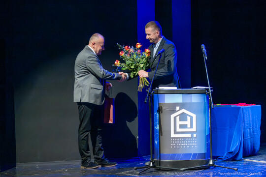 Zespół Szkół Technicznych PBP Chemobudowa , jublileusz, 65 lat, Klaman, Teatr Ludowy, zdjęcia