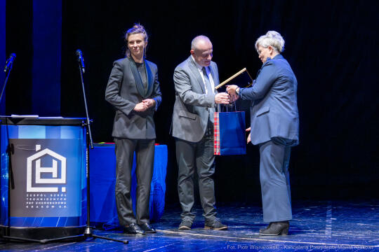 Zespół Szkół Technicznych PBP Chemobudowa , jublileusz, 65 lat, Klaman, Teatr Ludowy, zdjęcia