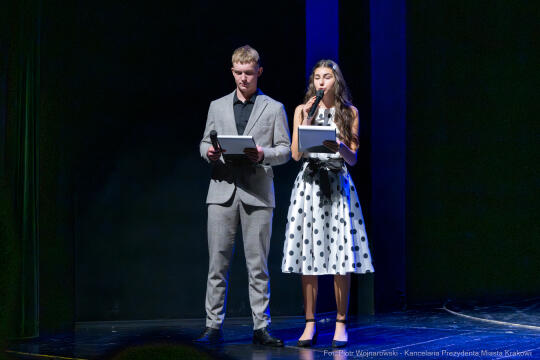 Zespół Szkół Technicznych PBP Chemobudowa , jublileusz, 65 lat, Klaman, Teatr Ludowy, zdjęcia