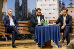 BSK_2080.jpg-„Ławka dialogu” na Prądniku Czerwonym