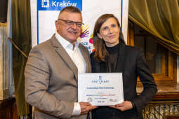 JG_251021_KRK_8L8A9745.jpg