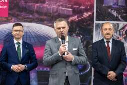 iq7r9vNw.jpeg-Targi Pracy i Przedsiębiorczości „Świadomie do celu”