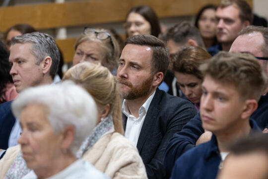 BSK_2097.jpg-Ławka Dialogu, Miszalski, Sęk, Mazur