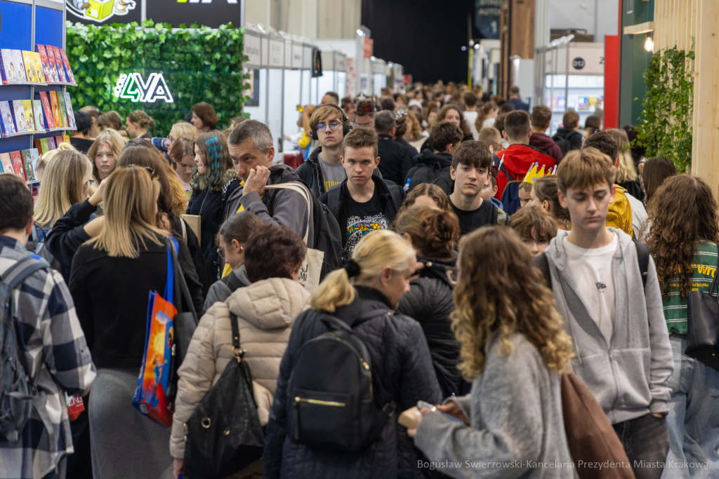 BS-251023-BSK_2840.jpg-Targi Książki, Miszalski  Autor: B. Świerzowski