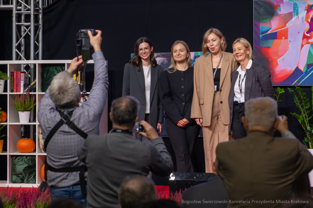 BS-251023-BSK_3081.jpg-Targi Książki, Miszalski  Autor: B. Świerzowski