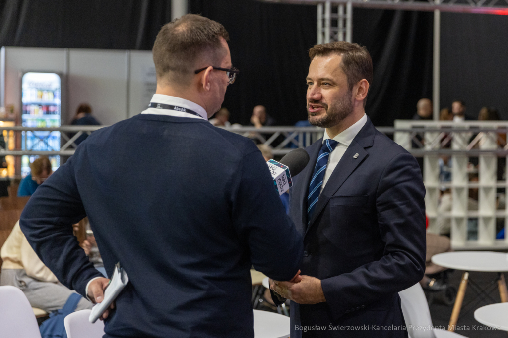 BS-251023-BSK_3109.jpg-Targi Książki, Miszalski  Autor: B. Świerzowski