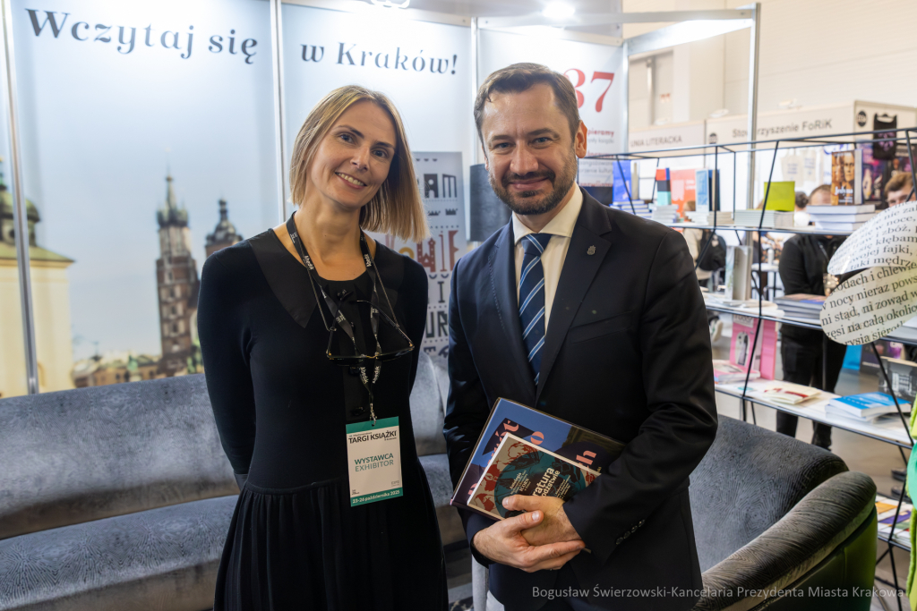 BS-251023-BSK_3190.jpg-Targi Książki, Miszalski  Autor: B. Świerzowski