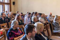 Twvxs8xA.jpeg-Konferencja „Mężczyzna poza centrum”