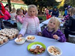 e.jpeg-Samorządowe Przedszkole nr 88 "Wesołe Ósemki"