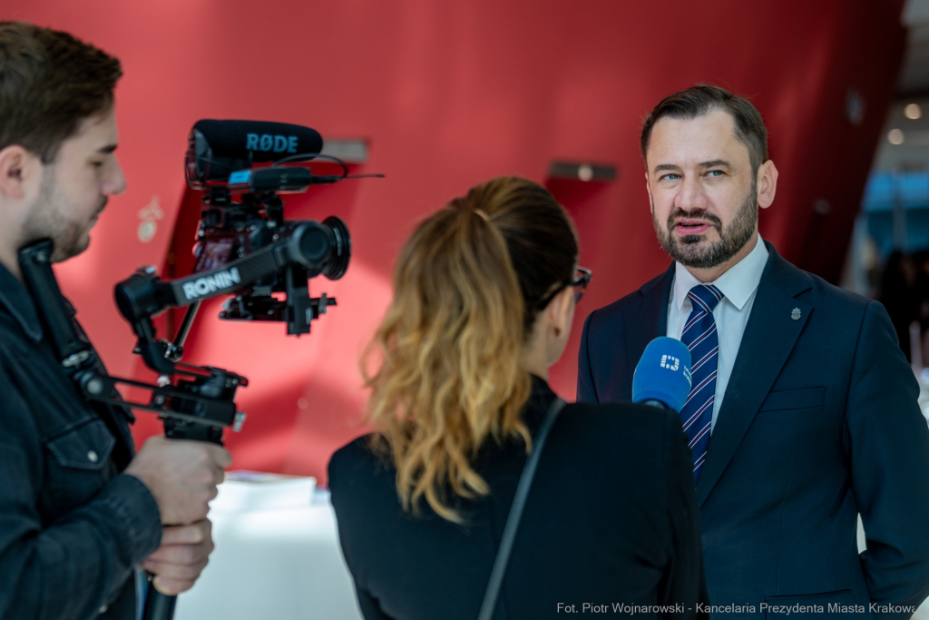 Tech-On, ICE, Miszalski, konferencja, otwarcie, Baltic AI GigaFactory, zdjęcia  Autor: P. Wojnarowski