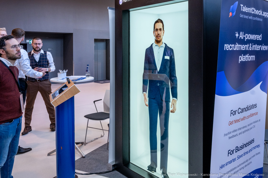 Tech-On, ICE, Miszalski, konferencja, otwarcie, Baltic AI GigaFactory, zdjęcia  Autor: P. Wojnarowski