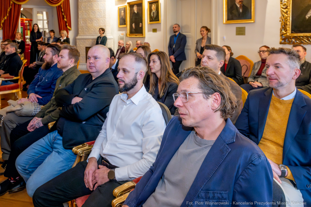 dyplomy, Miszalski, Makłowicz, Michelin, restauratorzy, Krzysztofory, zdjęcia  Autor: P. Wojnarowski