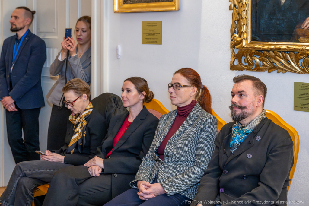 dyplomy, Miszalski, Makłowicz, Michelin, restauratorzy, Krzysztofory, zdjęcia  Autor: P. Wojnarowski