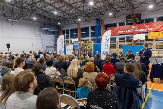 BSK_8467.jpg-Ławka Dialogu, Miszalski, Sęk