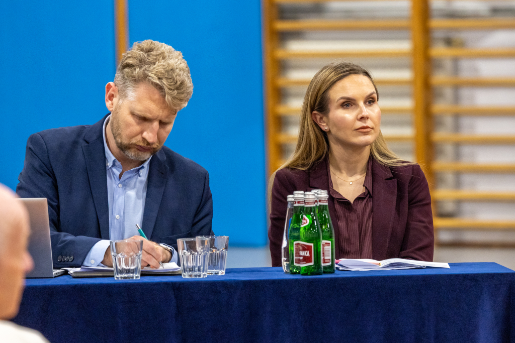 BSK_8604.jpg-Ławka Dialogu, Miszalski, Sęk  Autor: B. Świerzowski