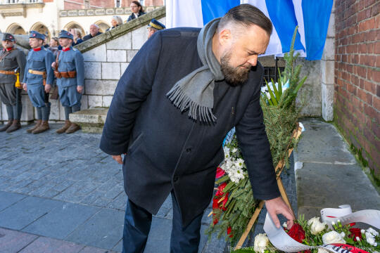 rocznica wyzwolenia, władza zaborcza, 107 lat, Kracik, Kosek, wieża ratuszowa, kwiaty, posłowie, 