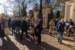 Kwesty na cmentarzach Rakowickim i Podgórskim z udziałem prezydenta Krakowa i jego zastępców