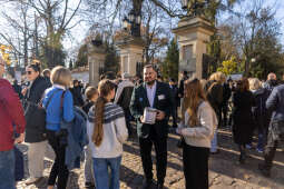 Kwesty na cmentarzach Rakowickim i Podgórskim z udziałem prezydenta Krakowa i jego zastępców