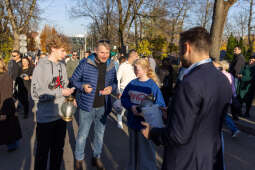 Kwesty na cmentarzach Rakowickim i Podgórskim z udziałem prezydenta Krakowa i jego zastępców