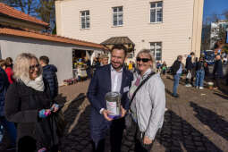 Kwesty na cmentarzach Rakowickim i Podgórskim z udziałem prezydenta Krakowa i jego zastępców