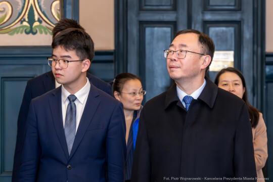 PW_618_ 003_fot. Piotr Wojnarowski.jpg-Miszalski, Lu Shan, ambasador, Chiny, wizyta, zdjęcia