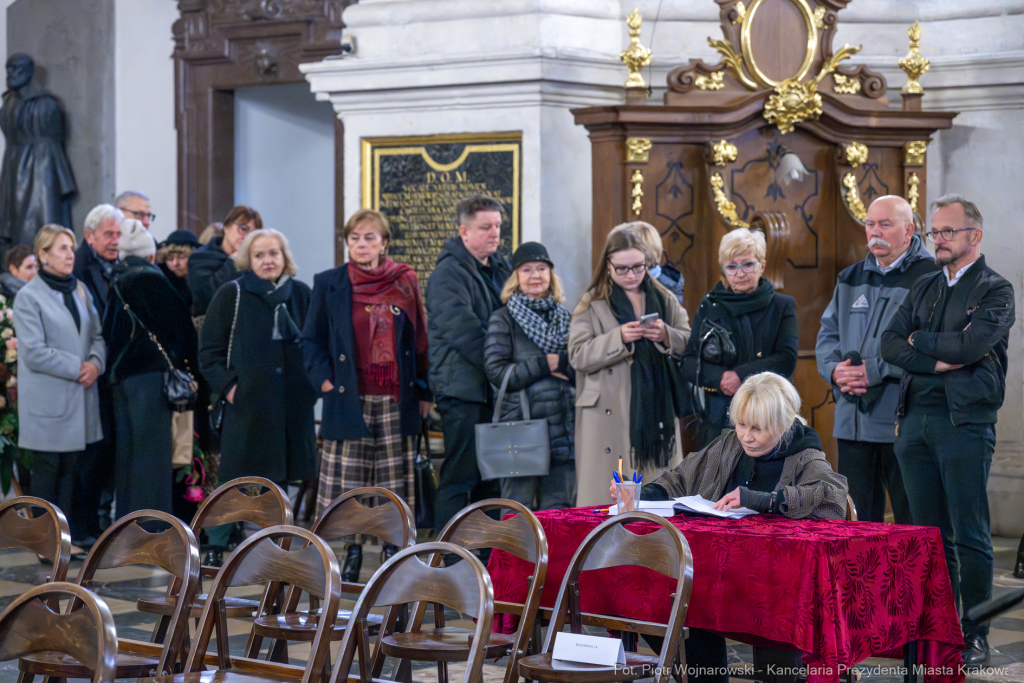 Penderecka, pamięć, hołd, zmarła, wieczornica, Miszalski, zdjęcia  Autor: P. Wojnarowski