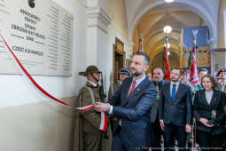 II LO, tablica, Katyń, pamięć, Miszalski, odsłonięcie, Kosiniak-Kamysz, Parell