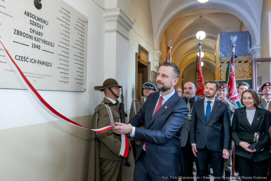 II LO, tablica, Katyń, pamięć, Miszalski, odsłonięcie, Kosiniak-Kamysz, Parell