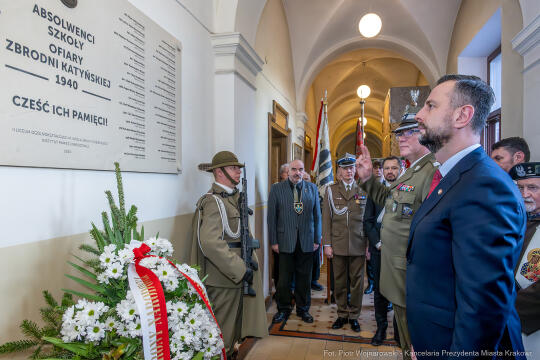 II LO, tablica, Katyń, pamięć, Miszalski, odsłonięcie, Kosiniak-Kamysz, Parell