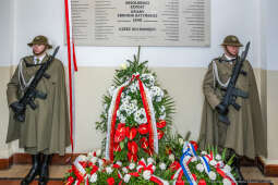 II LO, tablica, Katyń, pamięć, Miszalski, odsłonięcie, Kosiniak-Kamysz, Parell