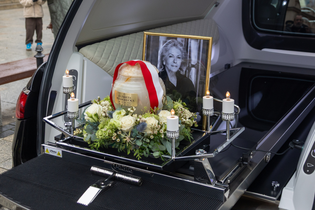 20251108-BSK_2450.jpg-Pogrzeb, Penderecka  Autor: B. Świerzowski