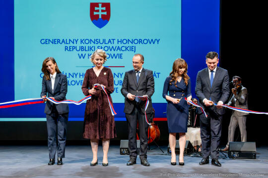 Konsulat, Słowacja, otwarcie, Klaman, Matisová, Šperková, zdjęcia
