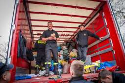 Zbiórka dla schroniska "Psia łapa, koci pazur 2025"