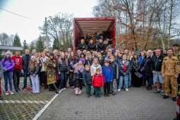 Zbiórka dla schroniska "Psia łapa, koci pazur 2025"