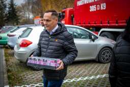 Zbiórka dla schroniska "Psia łapa, koci pazur 2025"