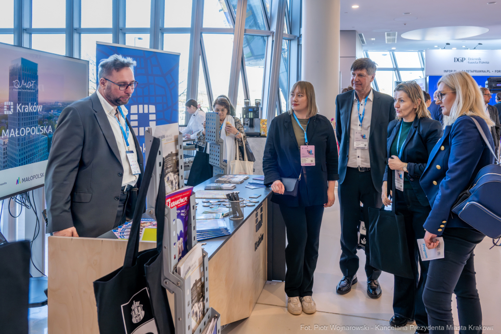 zdjęcia, Open Eyes Economy Summit, ICE, 2025, panel, Miszalski, Grzegorz Suszko, Marcin Jagodzińsk  Autor: P. Wojnarowski