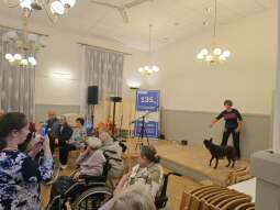 ZWIDm-pw.jpg-Kolejne spotkanie z psem Daktylem i jego Paniom.