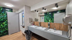 szalet.jpg-Toalety miejskie – nowoczesna infrastruktura blisko mieszkańców