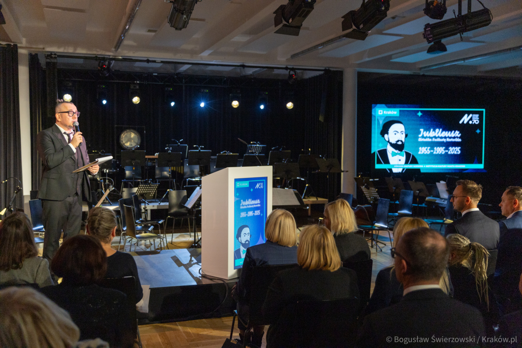 0S4A0748.jpg-Jubileusz Ośrodka Kultury Norwida, Norwid, Miszalski, Zdjęcia, Uroczystość  Autor: B. Świerzowski