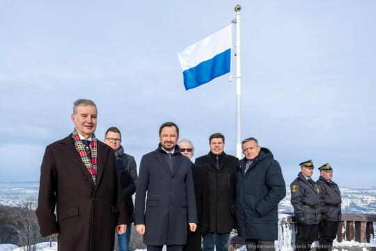 PW_631_ 028_fot. Piotr Wojnarowski.jpg-Flaga, podniesienie, Kopiec Kościuszki, Miszalski, zdjęcia